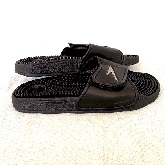 Speedo Slides Woman’s Size 5 Black With adjustable strap - Picture 1 of 5